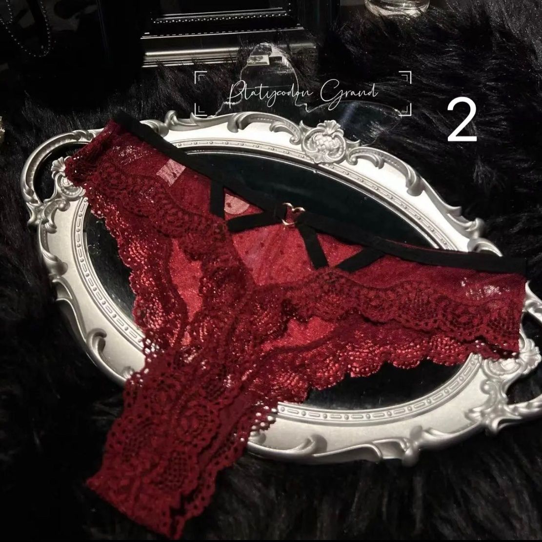 Red Phantom (customized) Gift Box Cheeky Panty In Lace（04）