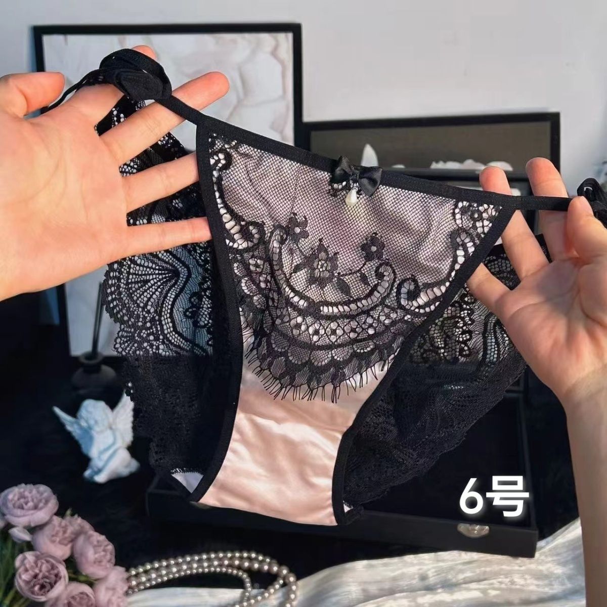 Purple Phantom (customized) Gift Box Cheeky Panty In Lace（03）